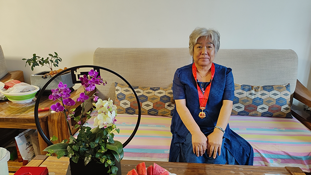 颁发“光荣在党50年”纪念章照片_3.png