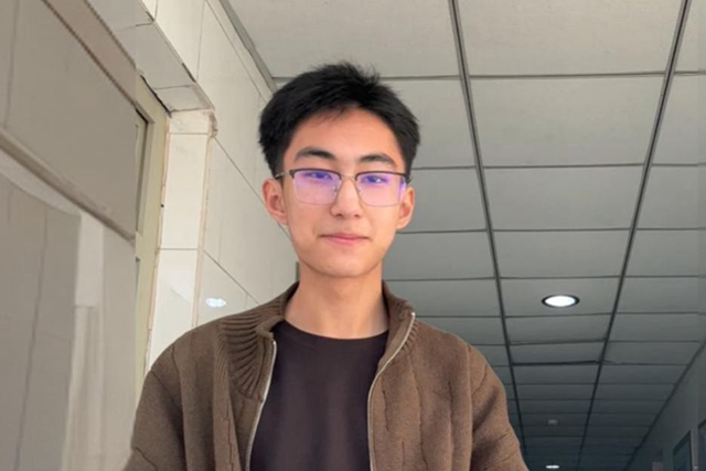 高一3班-努尔兰江·吐送江-博学少年.png