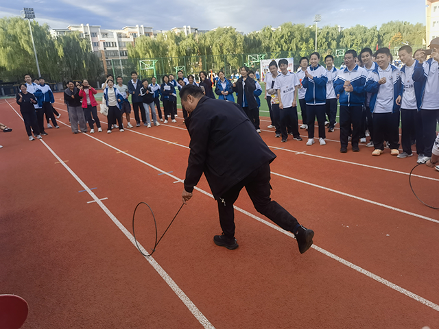 9-30教师运动会_22.png