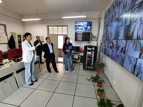 平安校园   昌平二中回龙观校区开展2024国庆节校园安全大检查_图3.png