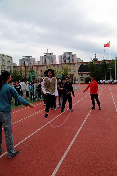 9-30教师运动会_17.png