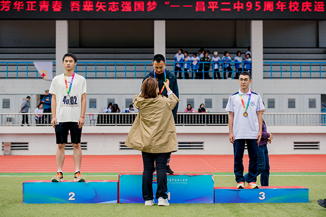 比赛精彩瞬间_11.png