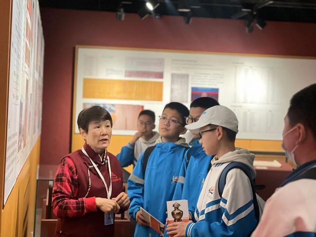 初二3班_1 (5).jpg