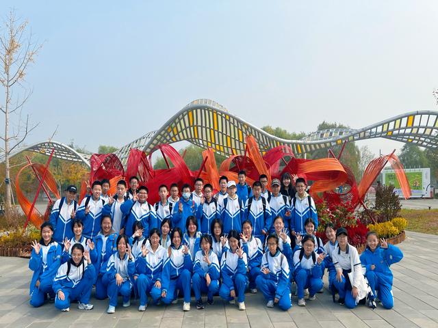 初二3班_1 (3).jpg