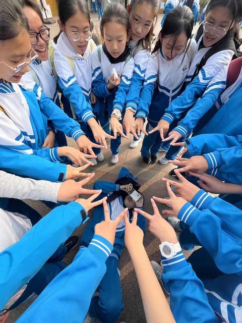 初二13班_1 (4).jpeg