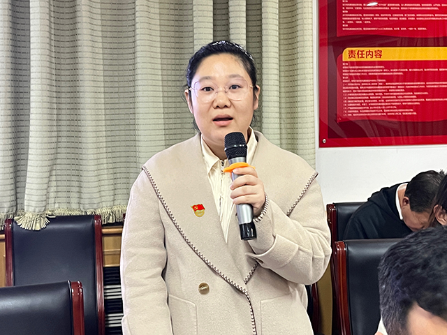 11.14高中党支部预备党员转正大会_6.png