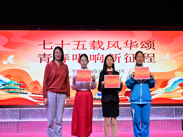 初二合唱比赛图片_27.png