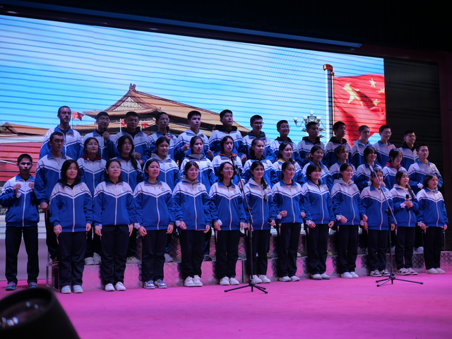 高一合唱比赛图片_图片2.png