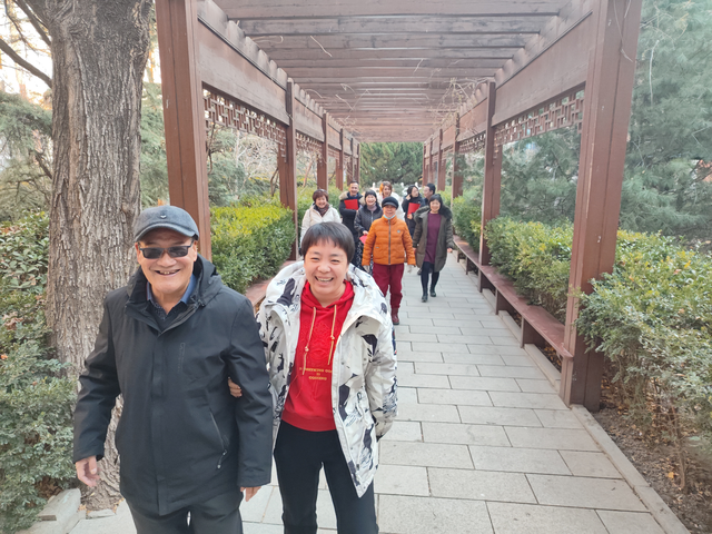 团拜会照片_4.png