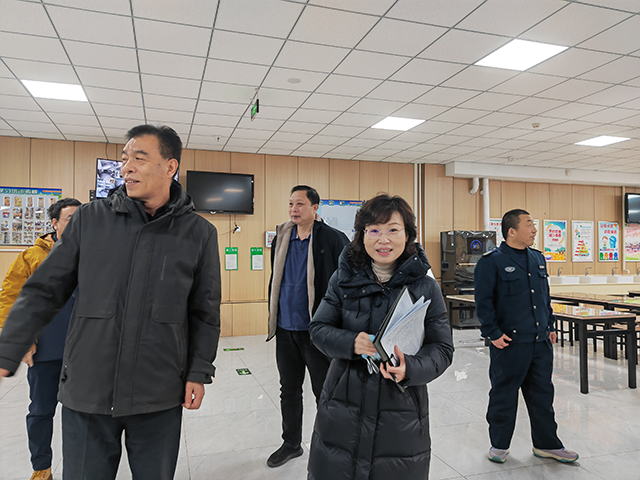 照片-精细落实安全举措 筑牢校园“防护网”——昌平二中全面开展新学期各项安全准备工作_43.png