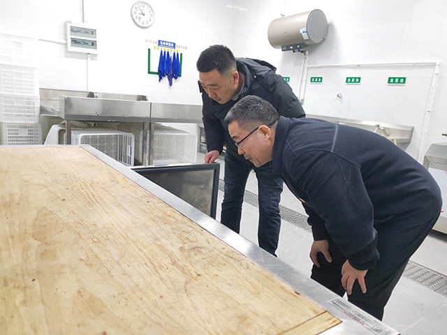 照片-精细落实安全举措 筑牢校园“防护网”——昌平二中全面开展新学期各项安全准备工作_6.png