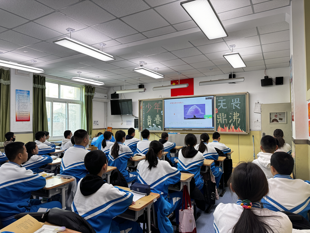 4春之起航上传_讲座_3.png