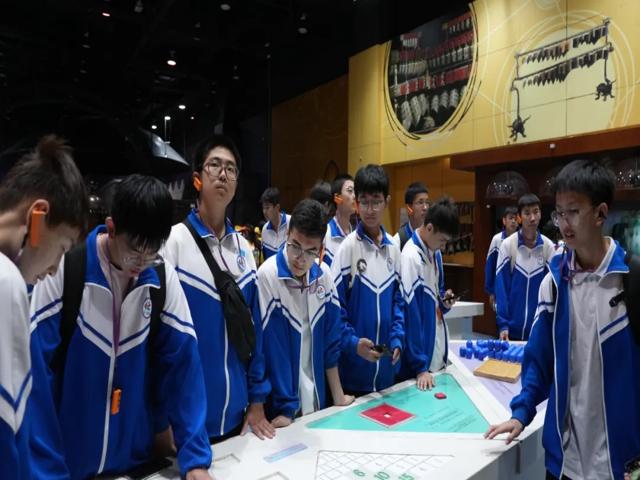 高一新疆班研学2025年上传_20250426_205322_005.jpg