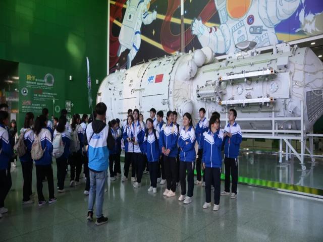 高一新疆班研学2025年上传_20250426_205322_006.jpg