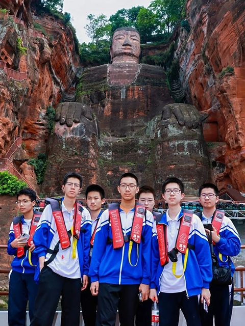 高一研学归途2025_20250502_223937_038.png