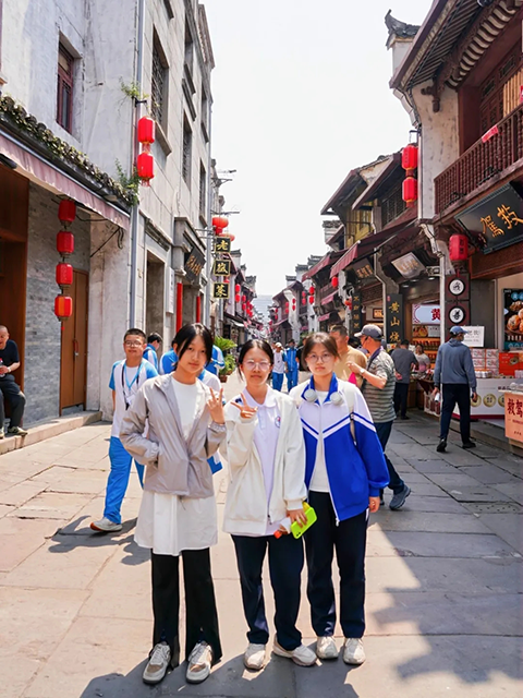 高一研学归途2025_20250502_223937_041.png