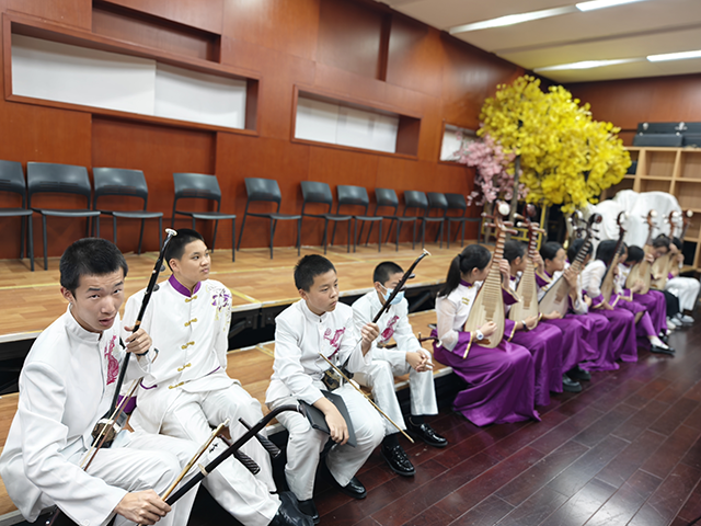 民乐团照片视频_展演准备6.png