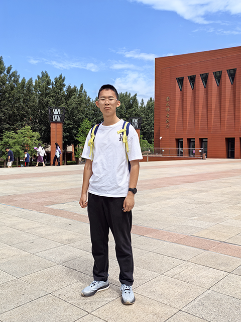 2025年高考单科状元+学法分享_2025年高考单科状元+学法分享_生物+夏佳睿.png