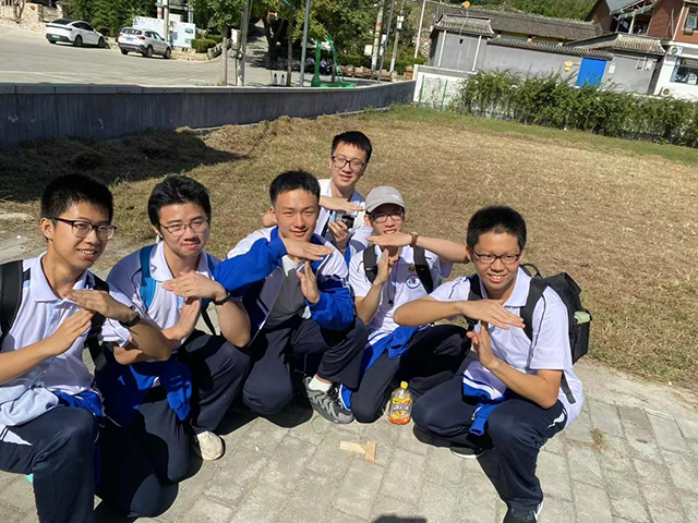 高三徒步_图片7.png