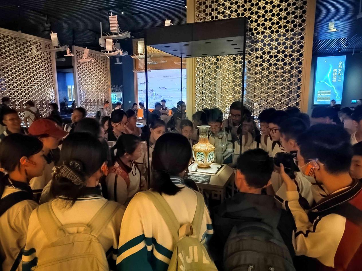 博物馆图片两张-5