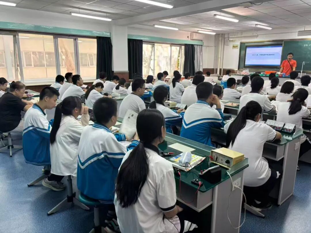 001c093f4b2bd1d3e1f79d332998a8b4