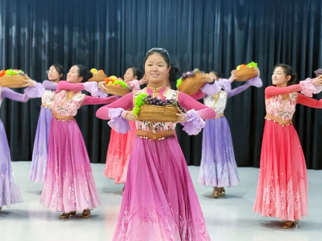 eb0b07a4546b8c4d19f42e3048ffebef