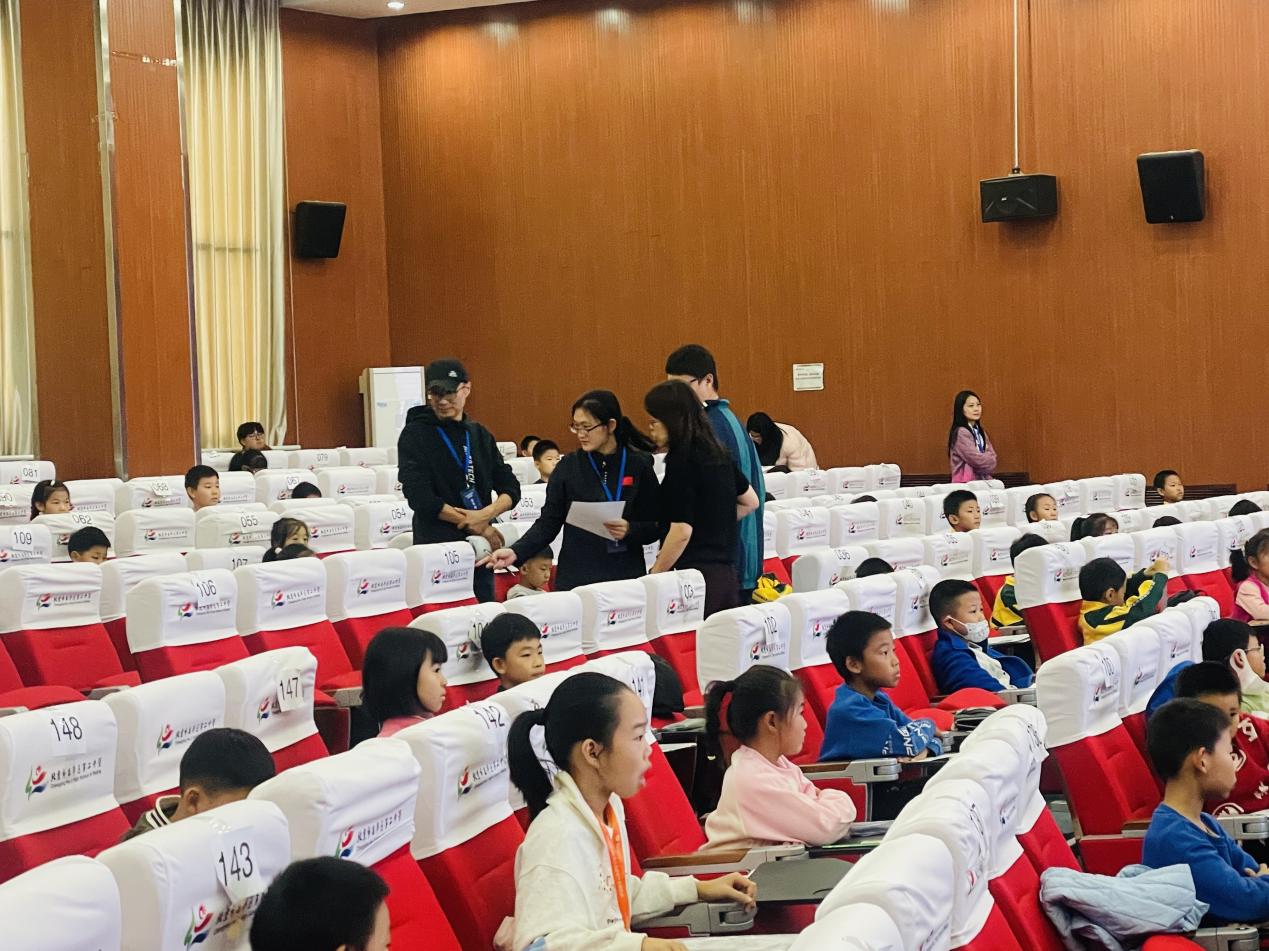 739ec3e8bc80f3994df8332bf5d040b6