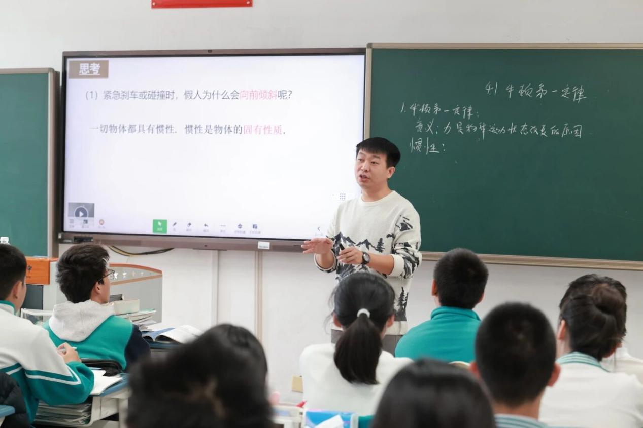 88c92c1be0f91726307b3eeb3e1cad67