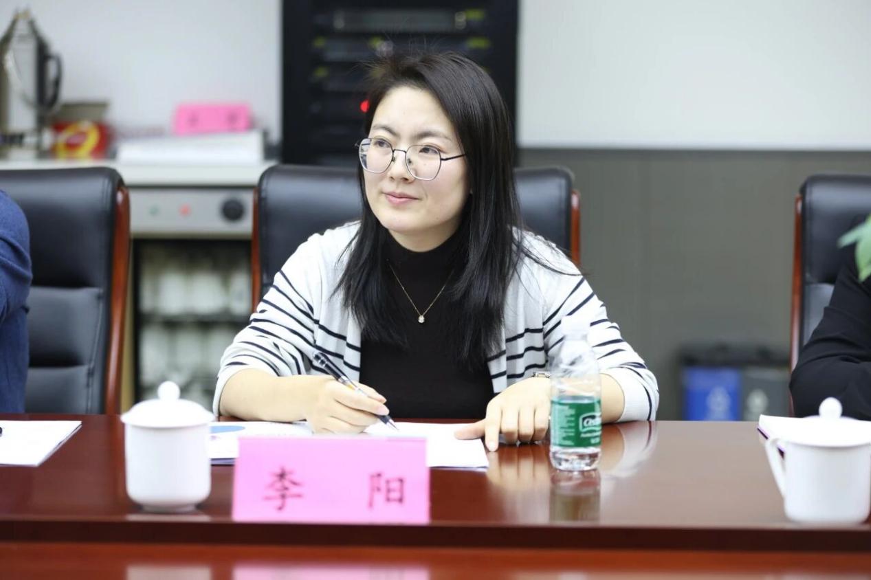 729dc9e7598e4be1db0d26de7ad98819