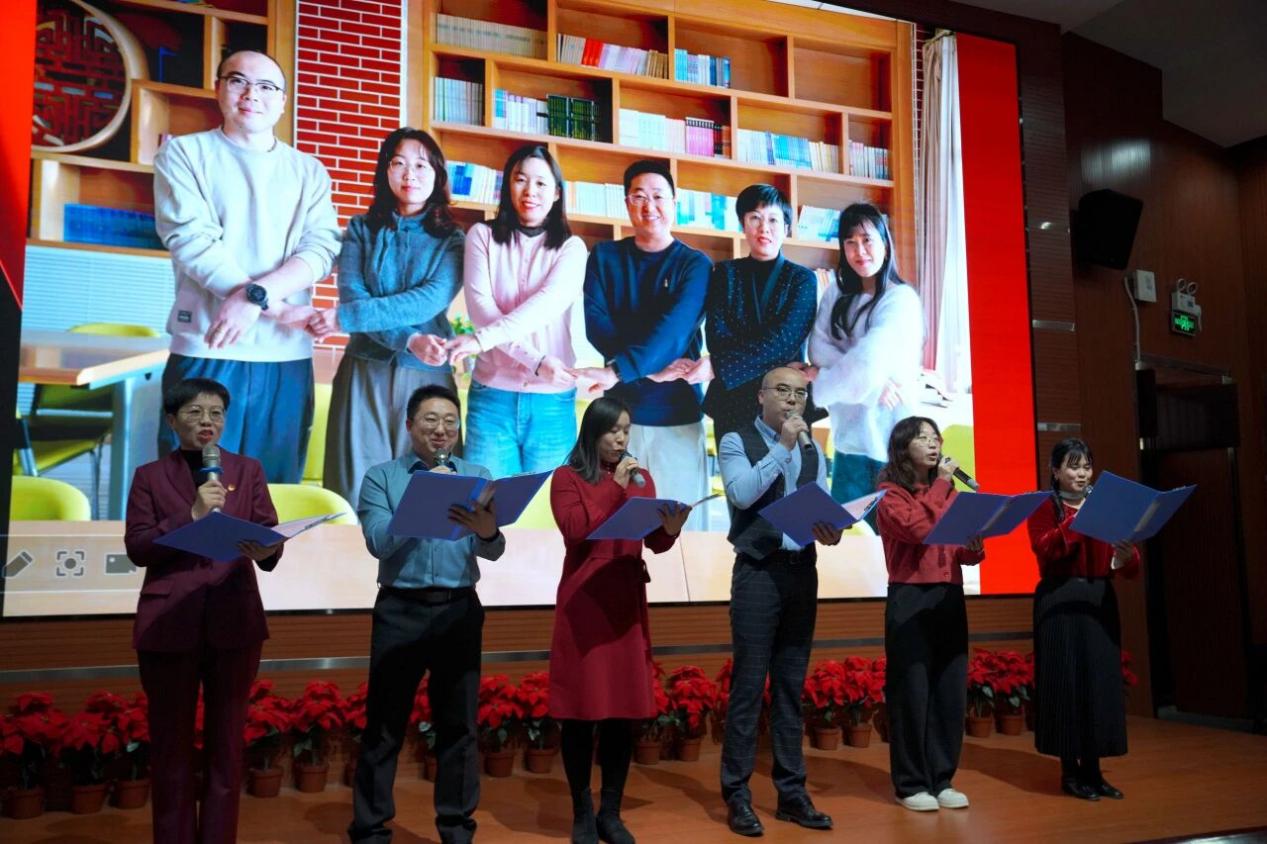 105fca44e33a5329bd4b73ae4f9dcc6d