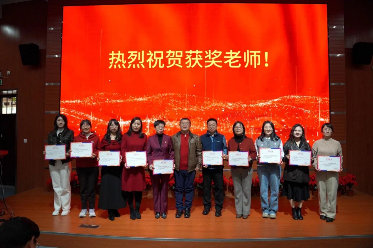 34d69cea1a94870bf07915ef75695895