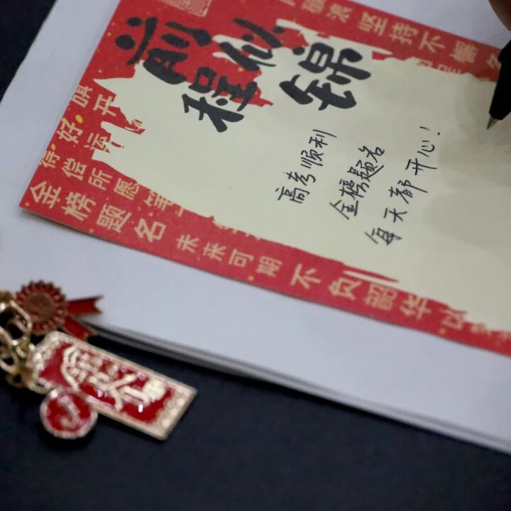 2e98d655c7a84505697a113a941bdf6c