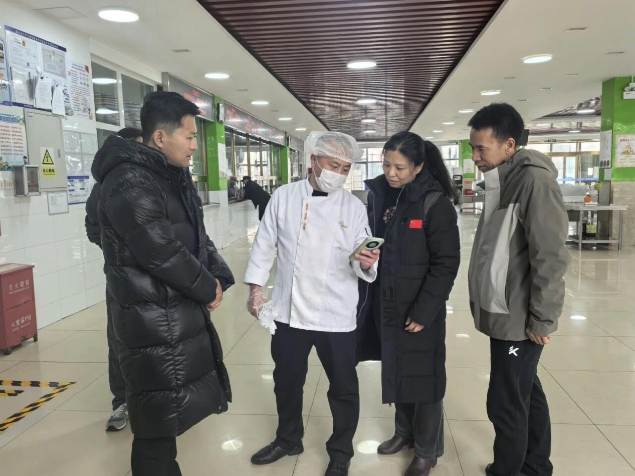 44f4cc61e6f4b1de90d81237a1a4a27f