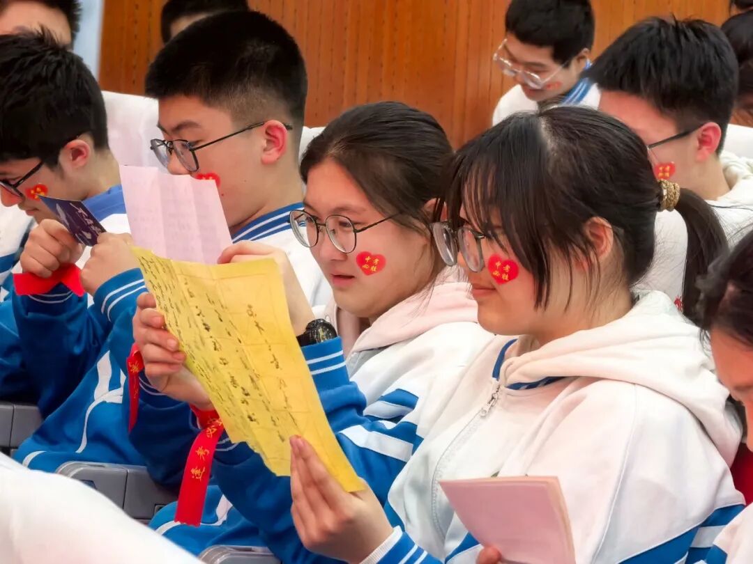 047f5e7cecc2f88e18ee04bbf4724e80