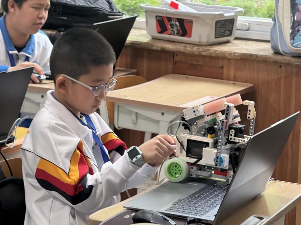 8a0a34ce3a614a9d2b0e130ac5bb9d7b