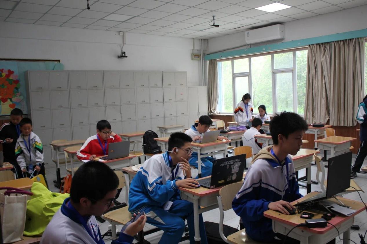 7a55014a102e3f6828c5b3ab84b0eb61